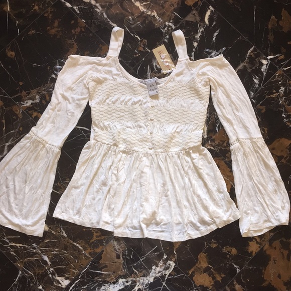 American Rag Cream Cold Shoulder - Picture 5 of 8